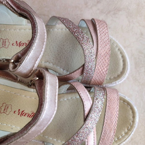 Summer sandals for girls like new, size 30