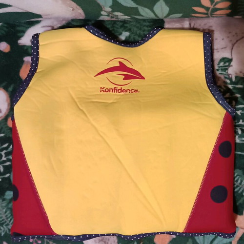 Baby swim vest like new, suitable for girls