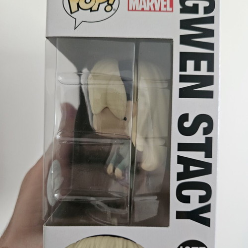 Gwen Stacy Funko Pop 1275 like new