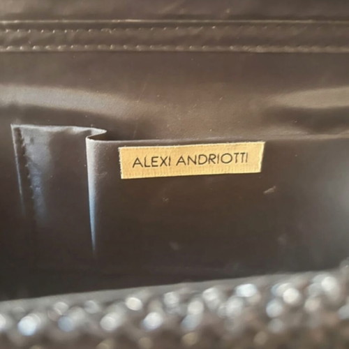 Crossbody envelope bag like new, black straw