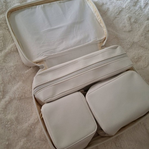 White Kerastase toiletry bag like new with 3 inner pouches