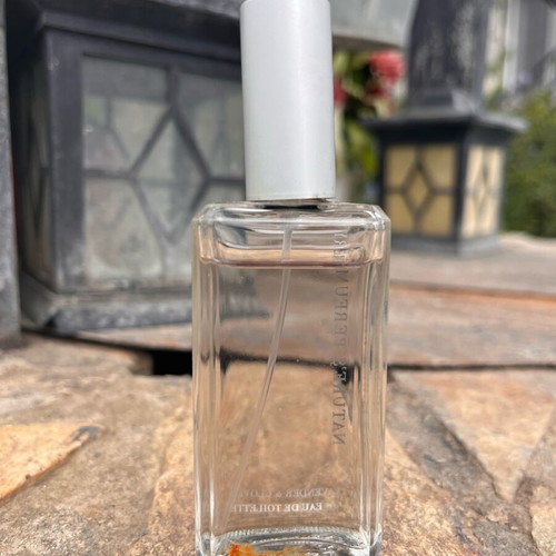 Nature’s Perfumery 24ml perfume like new, Lavender & Clover Eau de Toilette