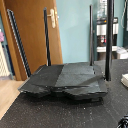 Tenda AC1200 Router (model AC10) used, Dual Band Gigabit WiFi