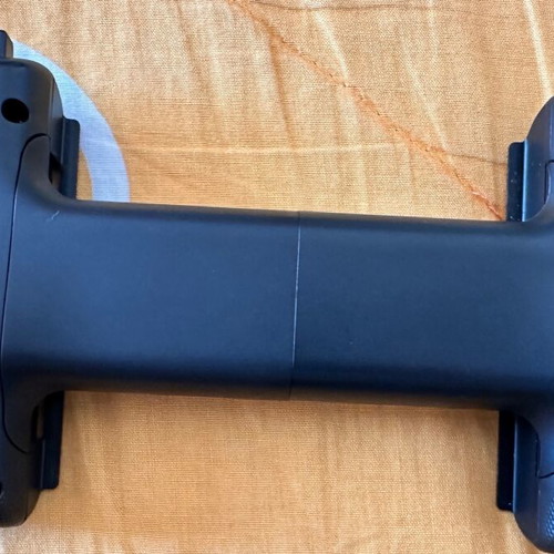 Razer Kisha V2 for iPhone with Lightning charging port like new