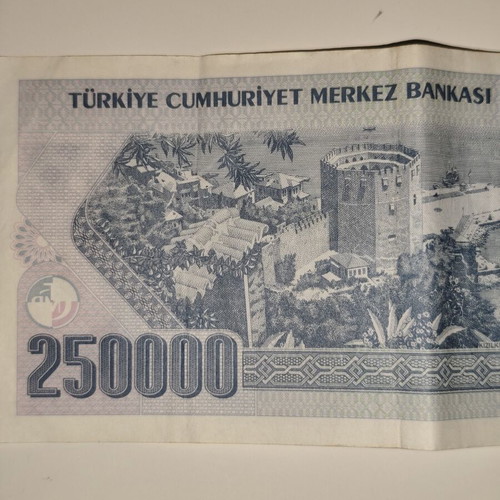 Set of 3 Used 250,000 Turkish Lira Banknotes with Atatürk