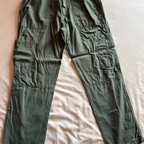 Cargo pants Pull & Bear like new, size L, khaki