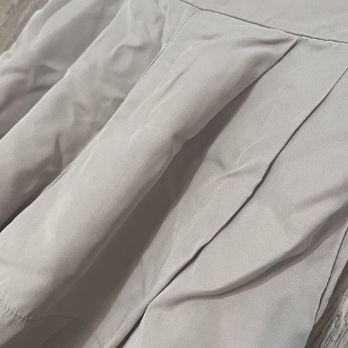 Fabric shorts like new, elastic waist, gray and beige, one size