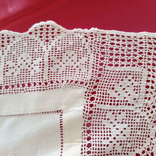 Handmade Beige Tablecloth with Crochet and Azur, like new, 193x188 cm