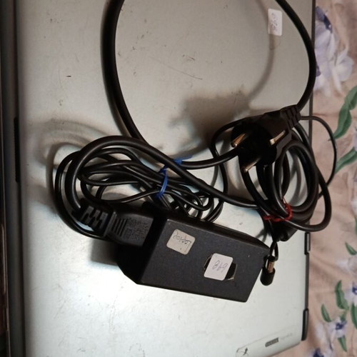 Acer Travelmate 4000 WLMi used, functional without battery
