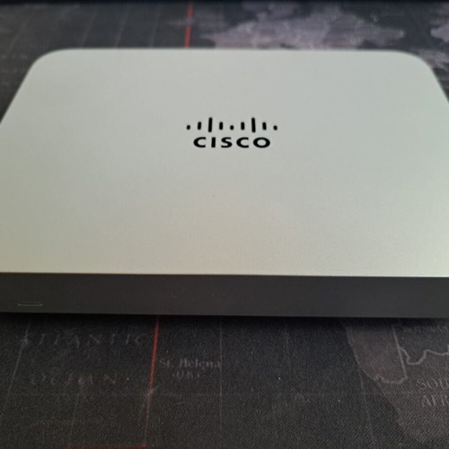 Cisco Meraki Z1 gateway like new with power adapter