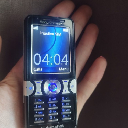 Sony Ericsson K550i phone