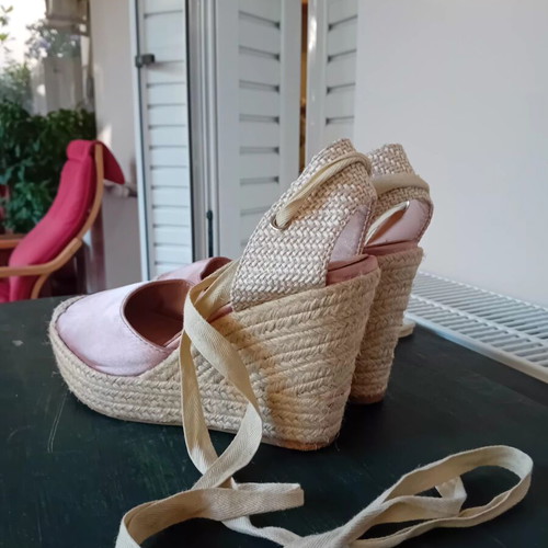 Yes Bonbon dusty pink platform sandals like new, size 40