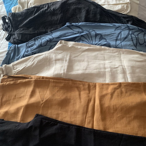 Women's pants pack of 7 small size