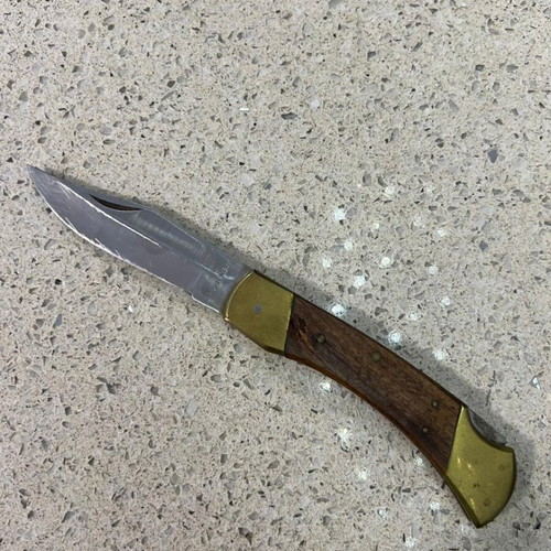 Folding knife used from the 1980s