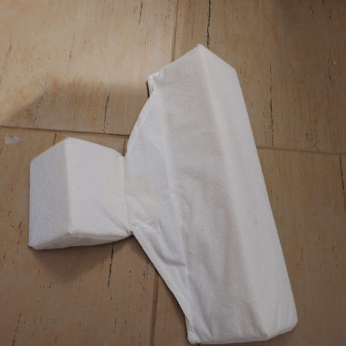 Doomoo baby support pillow like new, sleep wedge