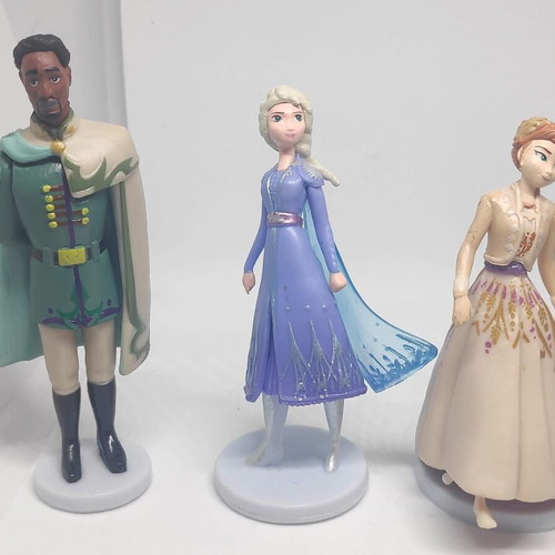 Frozen II Disney collectible figure set, like new, 10 pcs