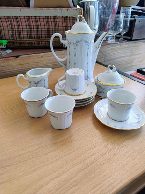 Vintage Seltmann-Weiden Julia porcelain coffee and tea set like new