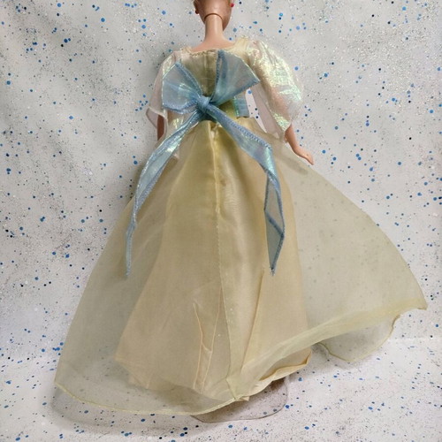 Anastasia Dream Waltz Galoob gown 1997 used with flaws