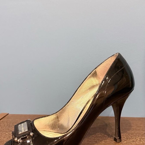 Dolce & Gabbana black patent leather peep-toe pumps like new, size 37
