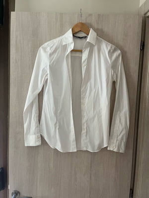 Zara бяла риза размер S употребявана