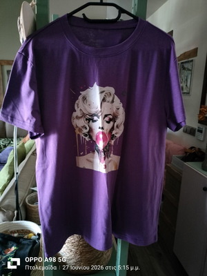 T-shirt like new, purple, Marilyn print, XL
