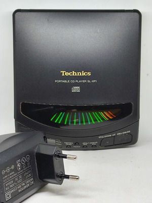 Technics SL-XP1 portable CD player like new with original power supply