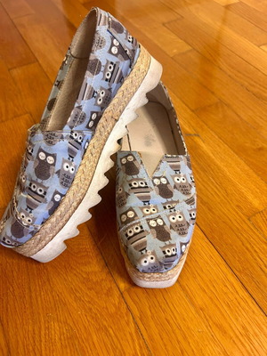 Bonbon espadrilles no 38 used with double sole and rope/straw decoration