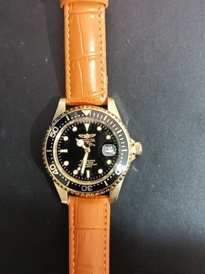 Invicta Pro Diver 8936 Quartz watch, gold and black, 37 mm