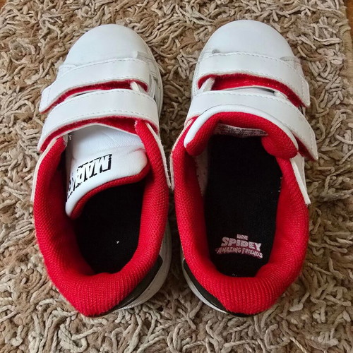 Adidas children's sneakers like new, size 27, white and red