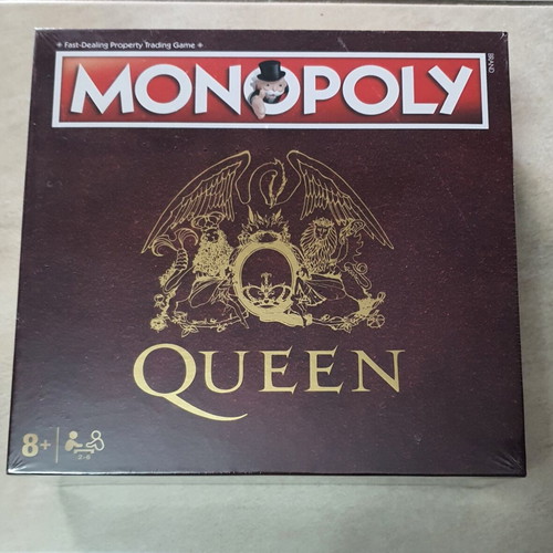 Monopoly Queen 2021 board game new