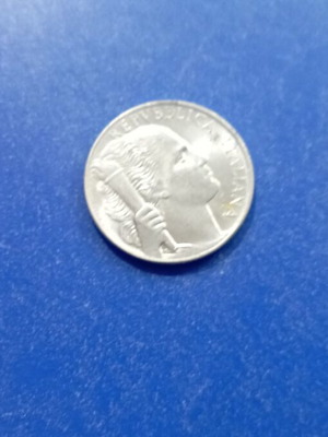 Italy coin 5 L. 1950 σε άριστη κατάσταση