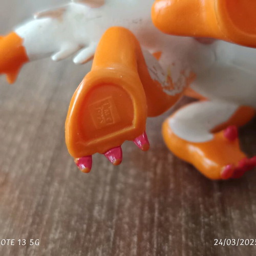 Invizimals Tigershark orange used, classic size 7cm