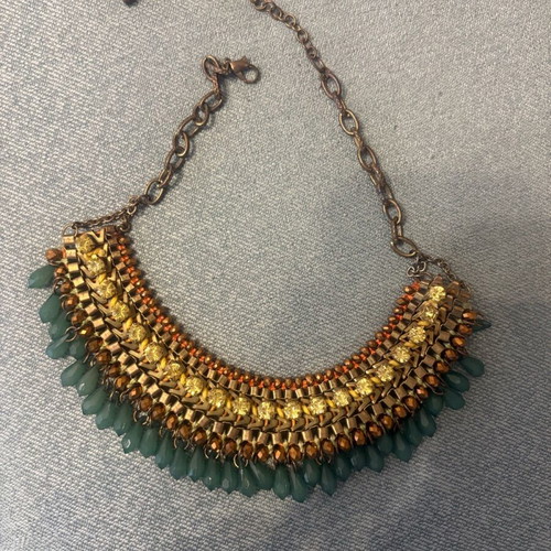 Vintage Atelier necklace used, green and gold