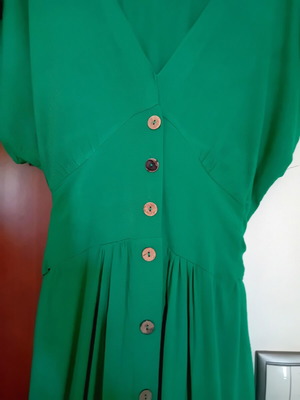 Linen maxi dress emerald green, like new, medium to large