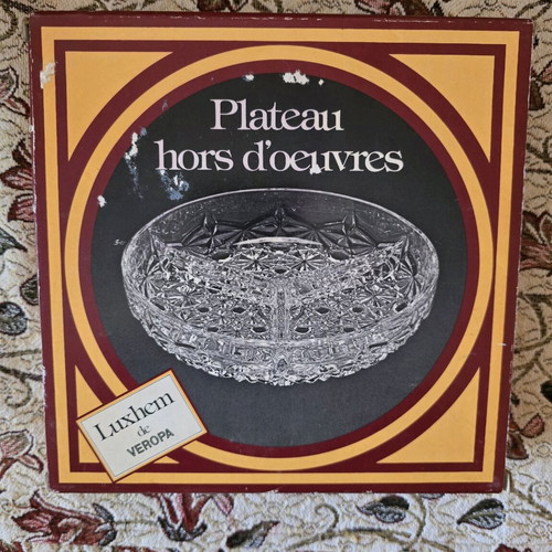 Serving platter 3-section for nuts new