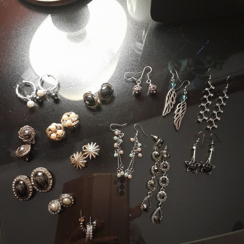 Fashion Earrings set of 13 pairs like new