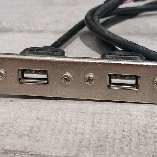 USB 2x USB 2.0 used