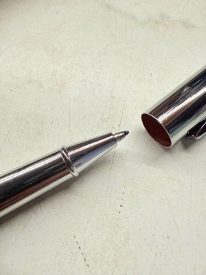 Rolerpen pen new