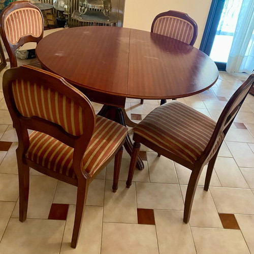 Classic Dining Set Rotonda and 4 Chairs used