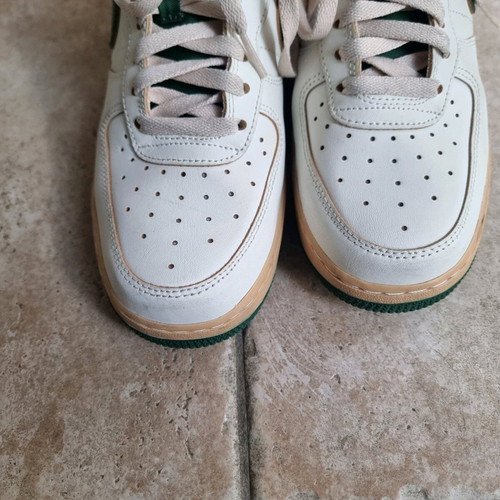 Nike Air Force white with green, like new, size 39