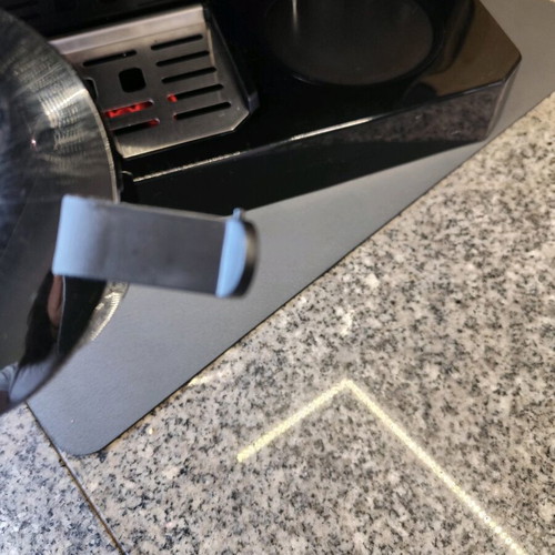 Delongi coffee maker like new with all accessories