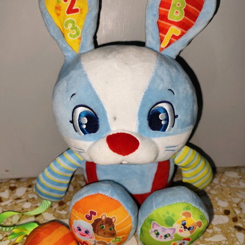 Lelos The Bunny Baby Clementoni Toy like new