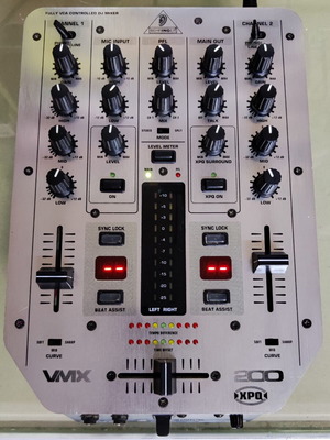 Behringer VMX-200 Pro mixer μεταχειρισμένο