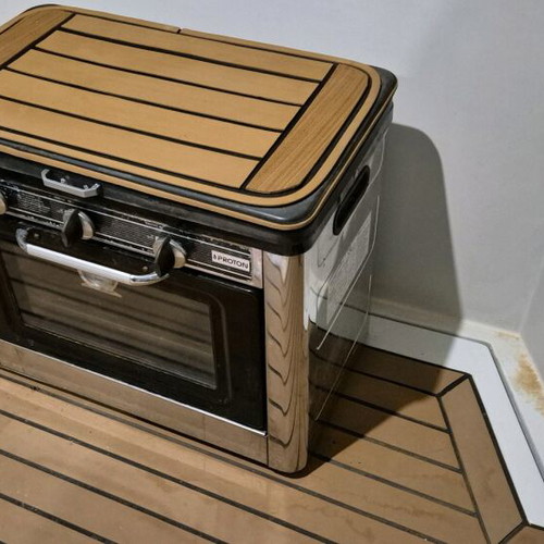 Gas oven with 2 burners like new for camping and boat