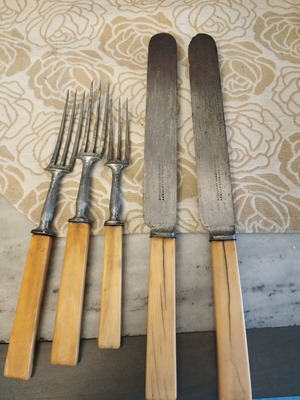 Sheffield Cutlery Set used, Victorian era, 5 pieces, England