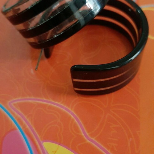 80's plastic earrings like new