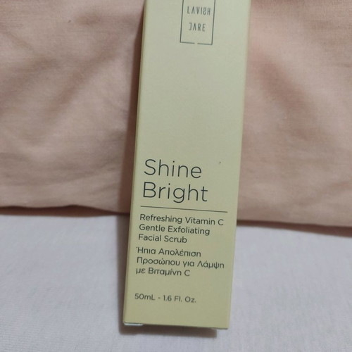 Shine Bright facial scrub new with vitamin C