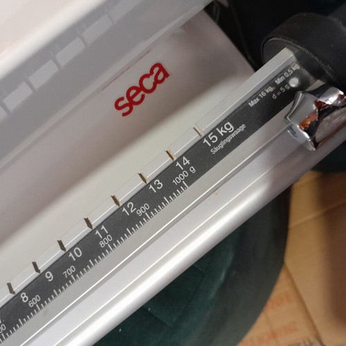 Seca 725 baby scale new