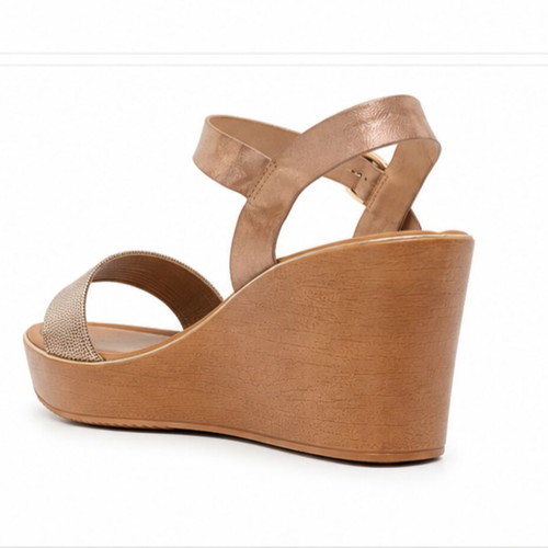 Blondie platform sandals size 41 new, gold leather
