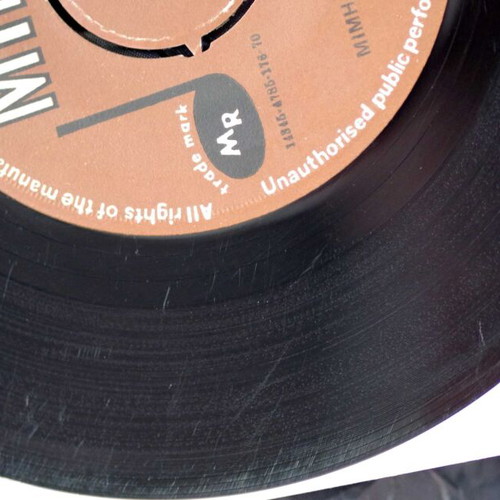 Tolis Voskopoulos Den Me Niazei & Xenomeritissa 7'' vinyl used, laiko